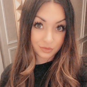Meet your Posher, Jennifer